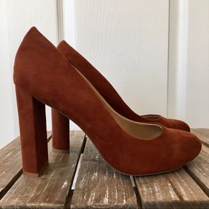 Express Suede-look Heels 👠
